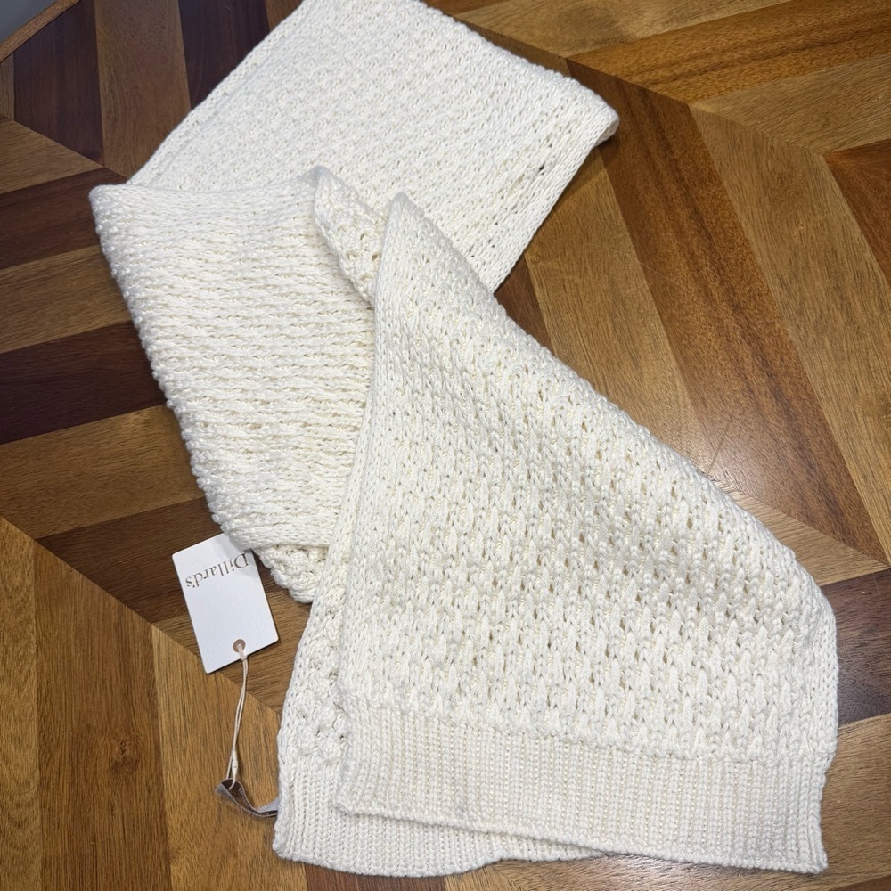 Dillard Cream Knit Scarf new with tags
